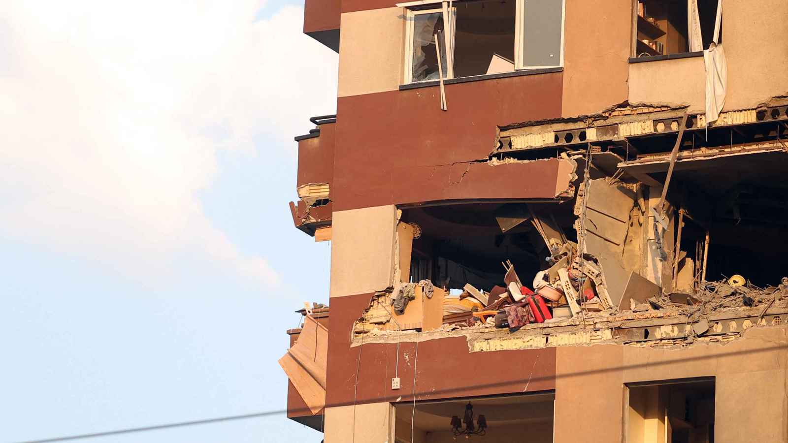 "نقطة اللاعودة".. إسرائيل تبرر الهجوم على إيران