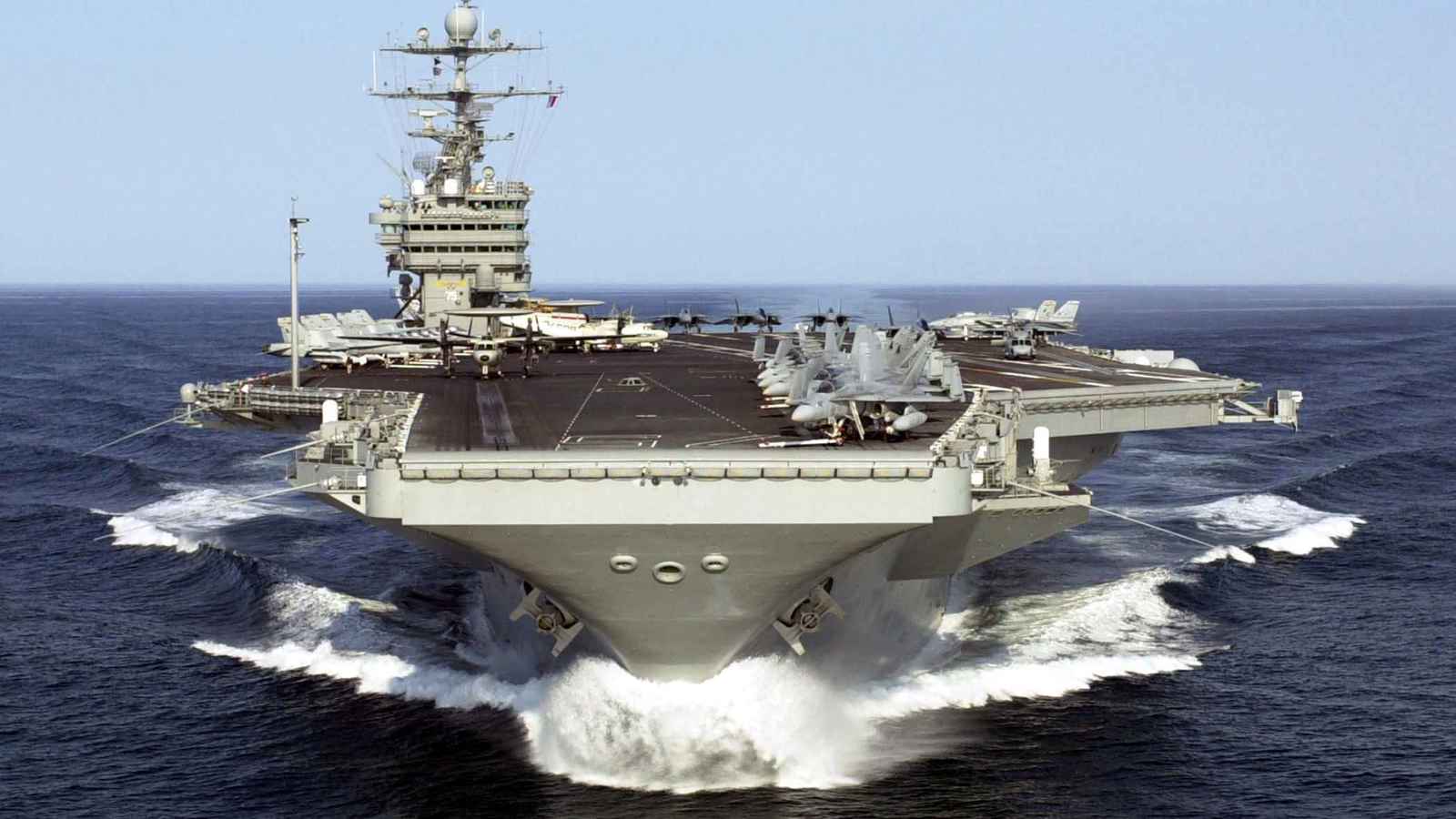 لحماية إسرائيل.. أمريكا ترسل الآلاف من قواتها وطائرات مقاتلة للشرق الأوسط