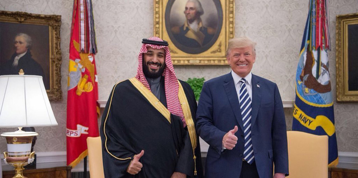 ناشطون: محمد بن سلمان أقنع ترامب بالانسحاب من الاتفاق النووي مع إيران