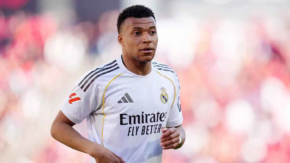 عدٌّ تنازلي حتى موعد رحيله.. جماهير ريال مدريد تنقلب على مبابي