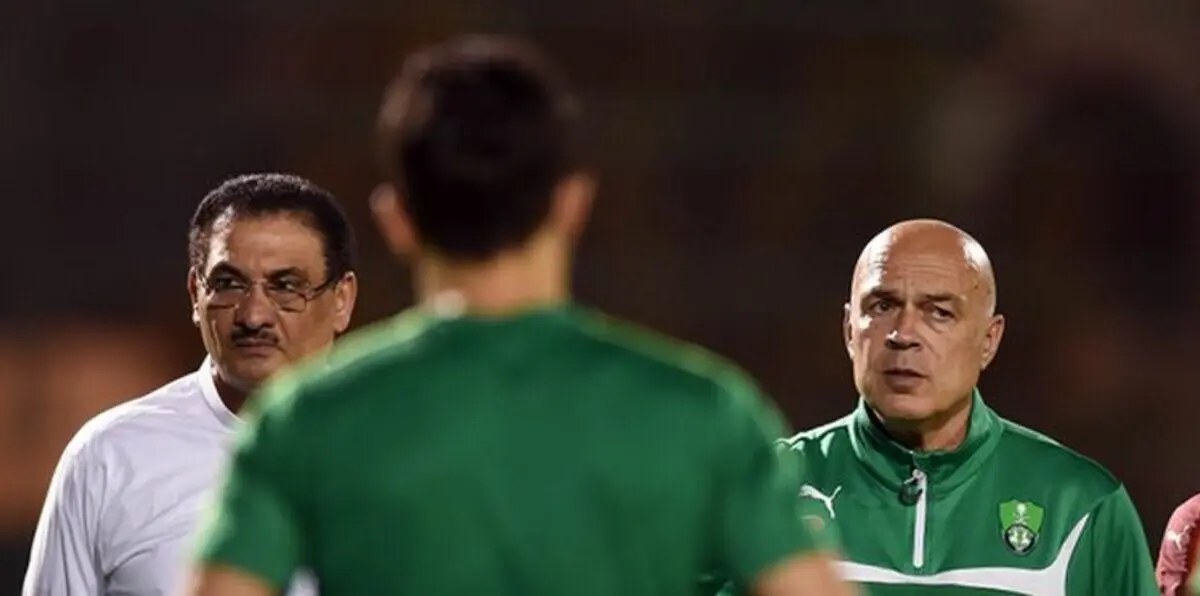 مبتعث سعودي يحتفل بـ"الملكي" في أمريكا (فيديو)