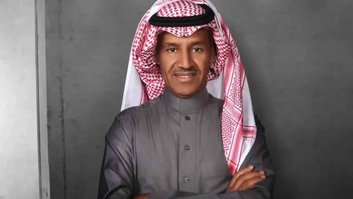 خالد عبدالرحمن يرد على الجدل الدائر بشأن إحيائه "حفل زفاف" جمل وناقة في السعودية (فيديو)‎