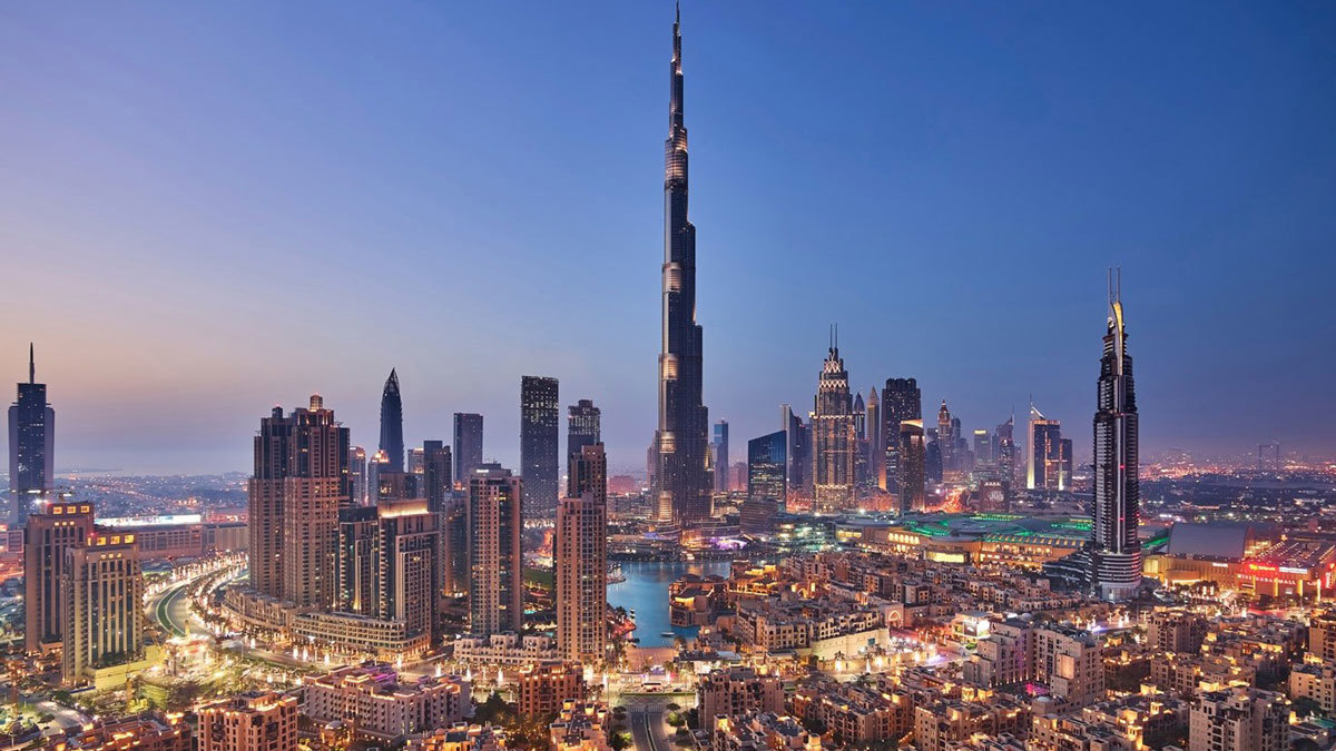 "مجموعة الإمارات" تتوقع تباطؤا بسبب "كورونا"