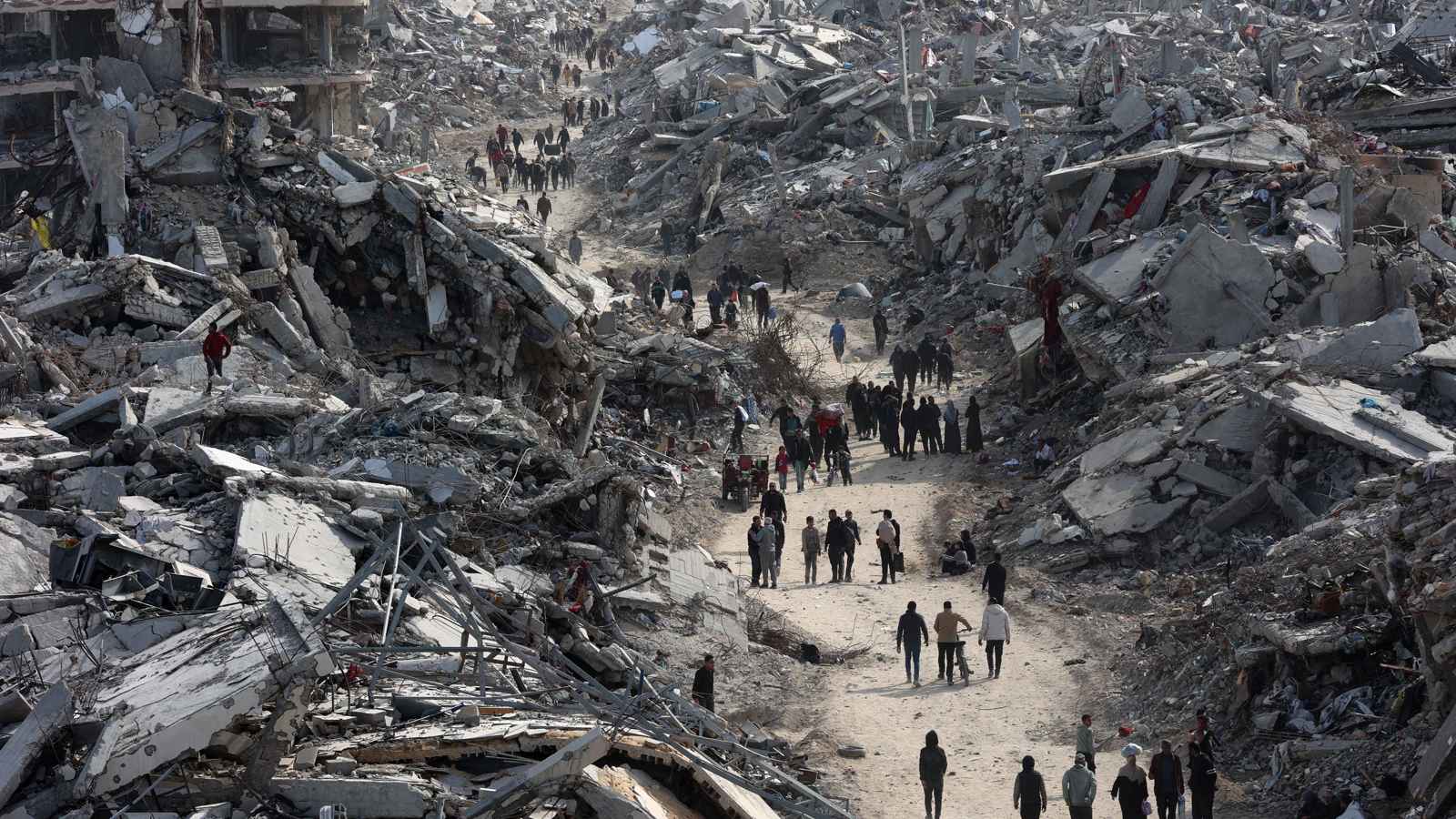 تقارير أممية تكشف عن وجود مادة "الأسبستوس" المسرطنة في غزة