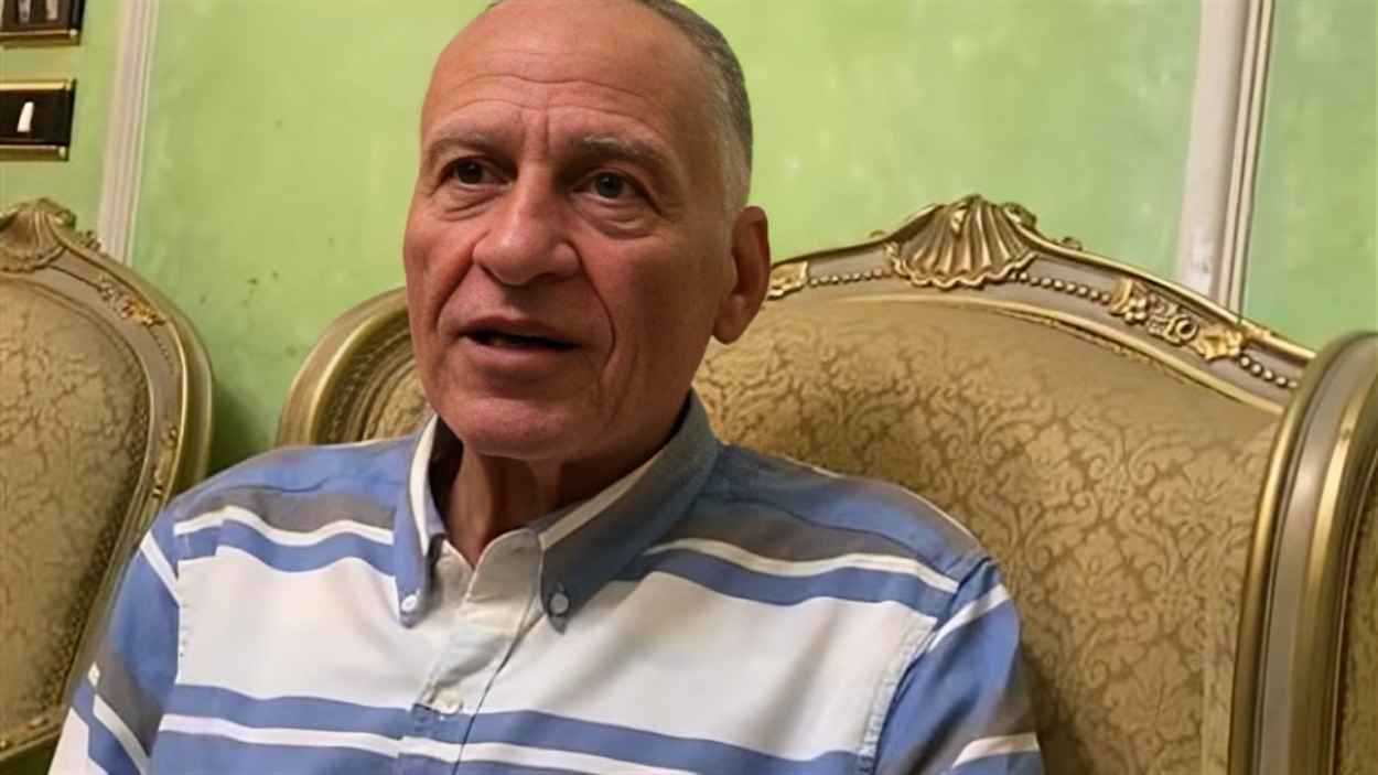 السكرتير الخاص لحسني مبارك يخرج عن صمته بشأن "الزواج السري"