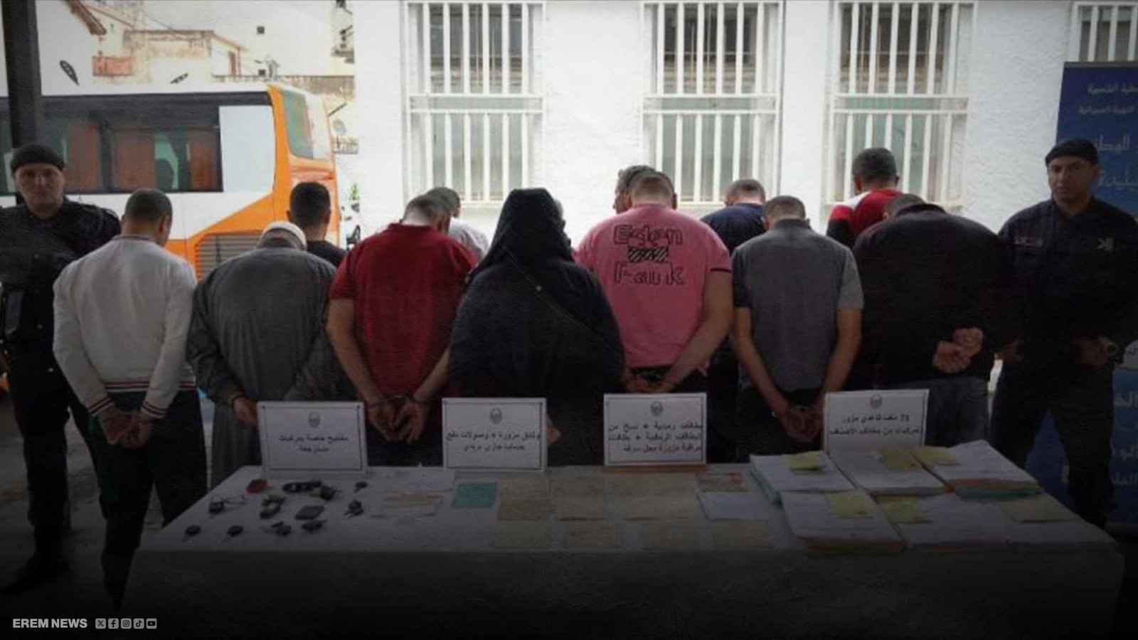 عصابة في الجزائر تسرق السيارات وتفككها.. ما القصة؟