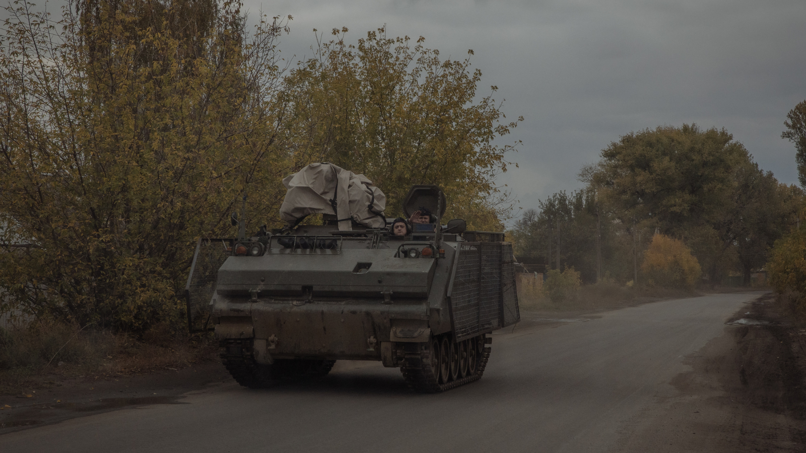 الجيش الروسي يعلن تدمير مدرعات أمريكية وألمانية "على الحدود"