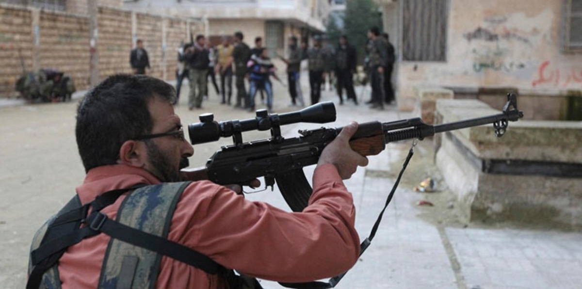 مقتل 26 عنصرًا من قوات النظام في معارك حلب ودير الزور