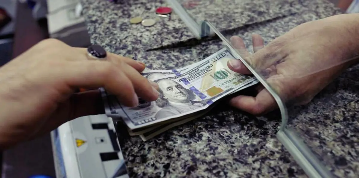 الحكومة المصرية تحدد سقفًا أعلى للاقتراض الخارجي في 2018-2019