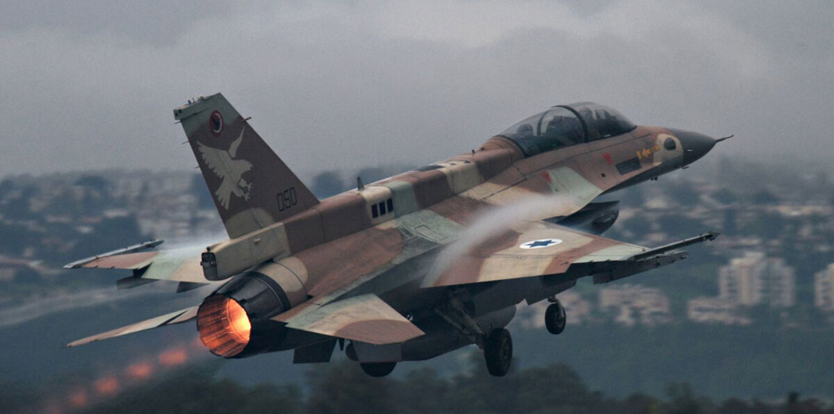 إسرائيل تقصف موقعًا لحماس في غزة