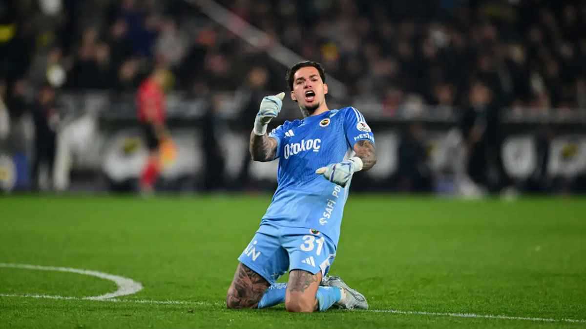 ارتبط اسمه بالهلال السعودي.. حارس فنربخشة يضع شرطًا مهمًا للرحيل 