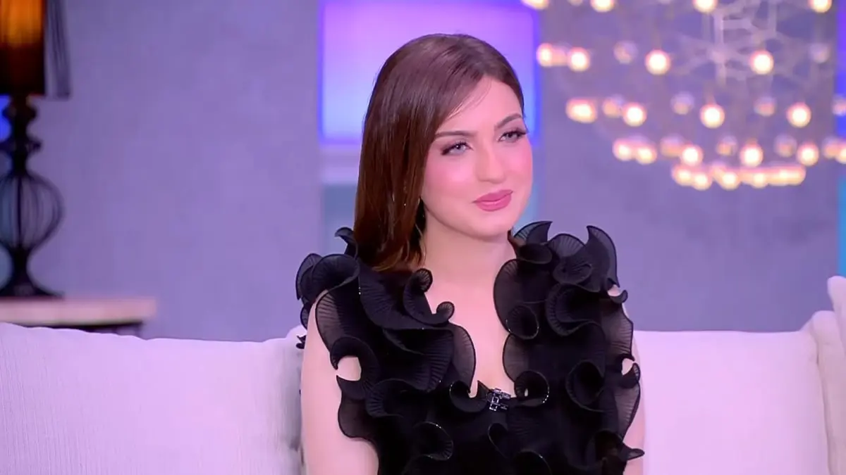 ياسمين عز تهاجم الفنان محمد عطية بسبب حديثه عن المساكنة قبل الزواج