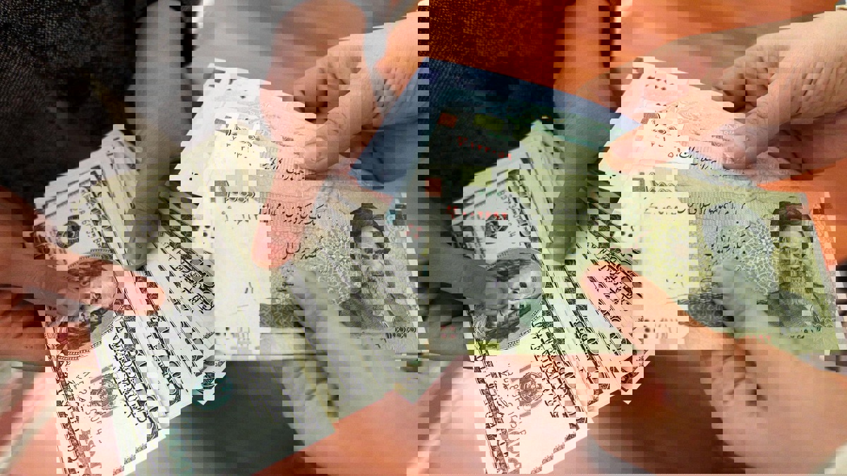 تراجع جديد لعملة إيران