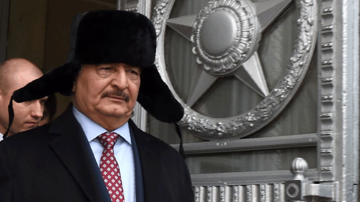 هل تُفعّل موسكو اتفاقيات تسليح من عهد القذافي مع خليفة حفتر؟