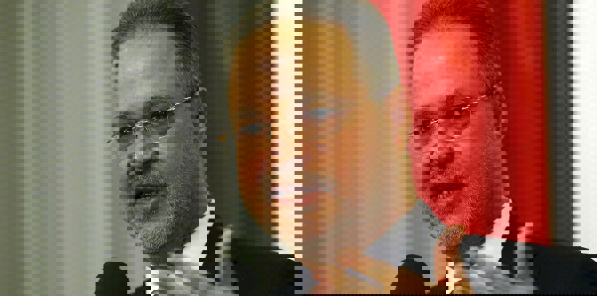 الحكومة اليمنية: نتمنى أن تزول أسباب قطع العلاقات مع قطر