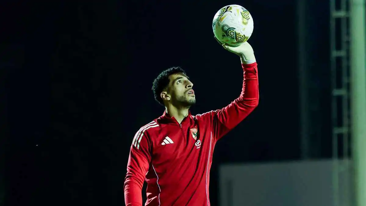 تجنب الحديث عن ابنك.. أحمد حسن يفاجئ شوبير بتصريح ناري (فيديو)