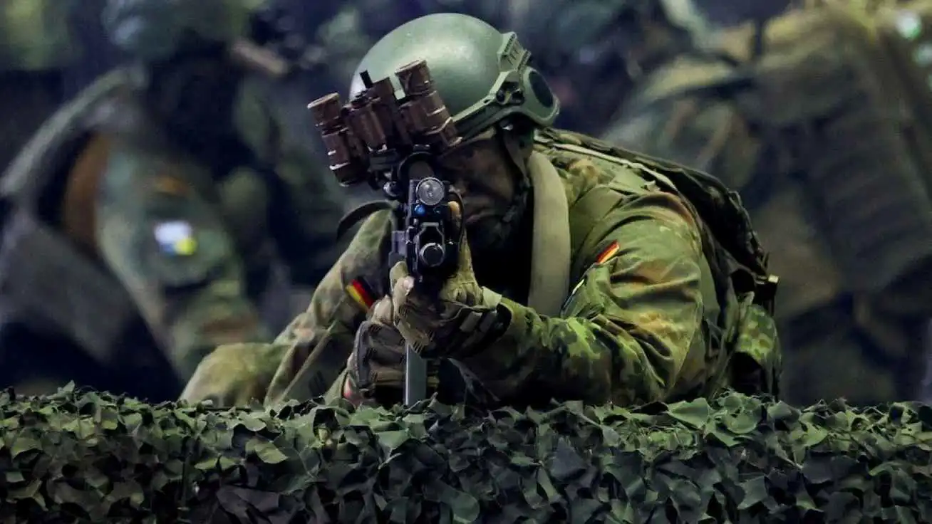 "أقوى جيش في أوروبا".. ألمانيا تتسلّح "ببذخ" لحرب محتملة مع روسيا