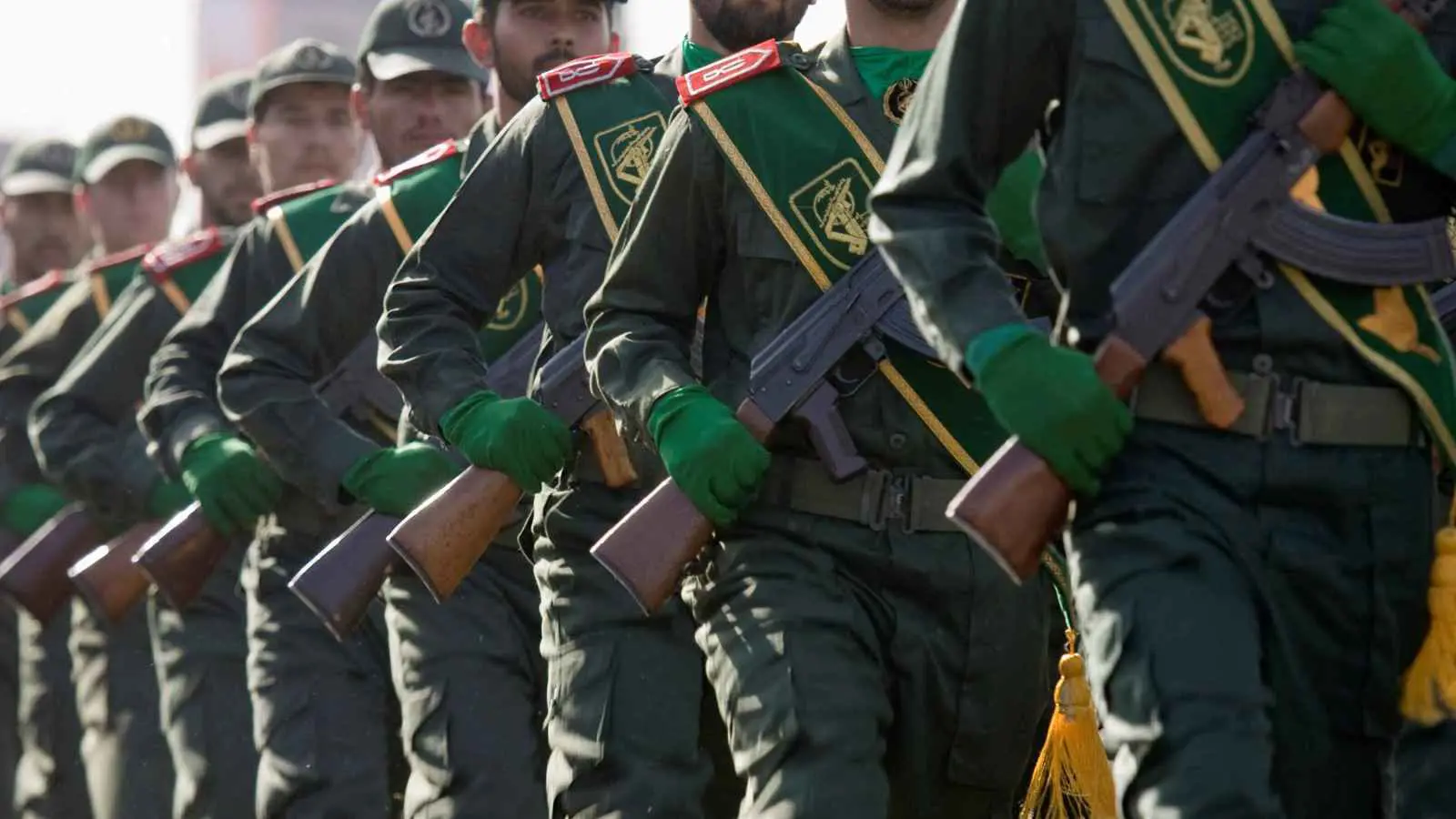 محذراً من "مقامرة خطيرة".. الحرس الثوري الإيراني يهاجم أذربيجان وأرمينيا