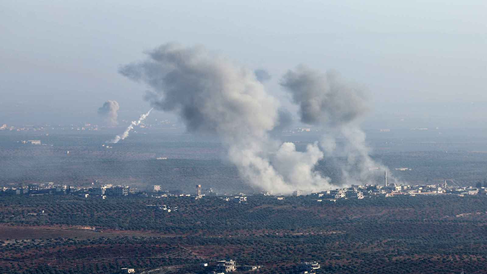 على خطوط التماس مع الأكراد.. تعزيزات تثير مخاوف اتساع رقعة معارك سوريا