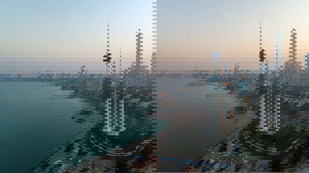 الكويت.. مصري يلقي نفسه من مكتب كفيلته في الطابق 12‎‎