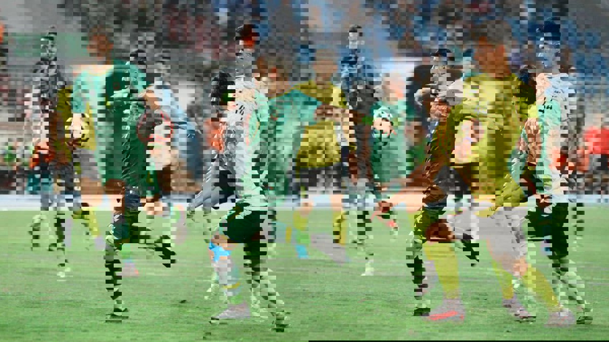 الموعد والقنوات الناقلة والتشكيل المتوقع لمباراة الشرطة ضد الكرخ