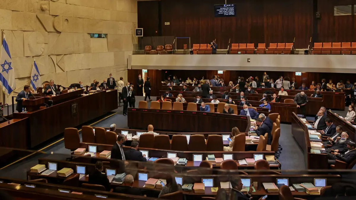 بسبب القائمة العربية.. خلافات جديدة تعصف بالائتلاف الحكومي في إسرائيل