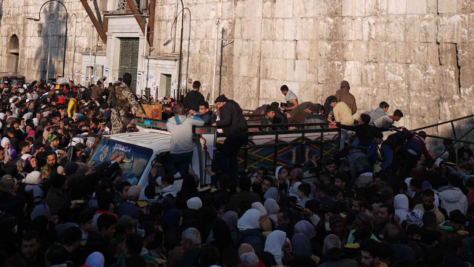 أول تعليق من "الشيف أبو عمر" بعد حادثة الجامع الأموي (فيديو)