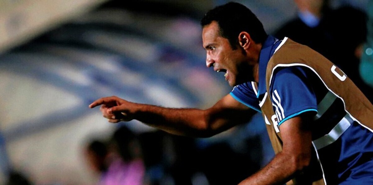 مدرب الزمالك يدفع بستانلي ويتخلى عن باسم أمام الوداد‎