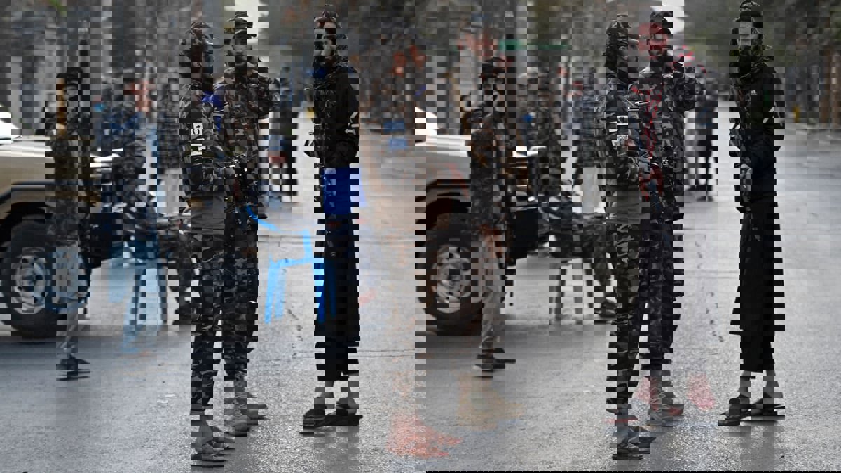 صحف عالمية: أزمة صحية في لبنان.. و"طالبان" بين نار الانقسامات وخطر الدخلاء