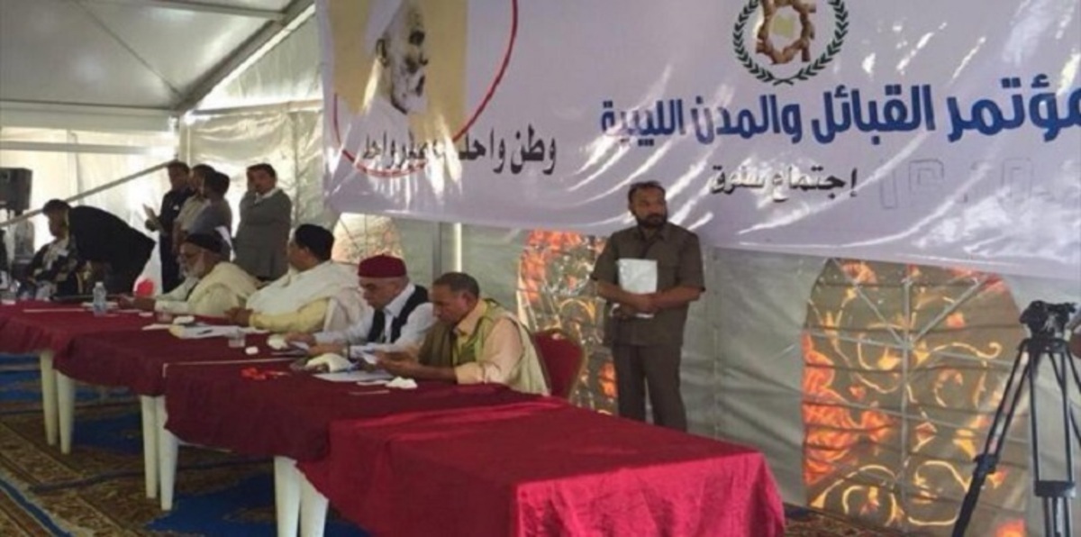 القبائل الليبية تدعم الجيش وتطالب بتجميد هيئة صياغة الدستور