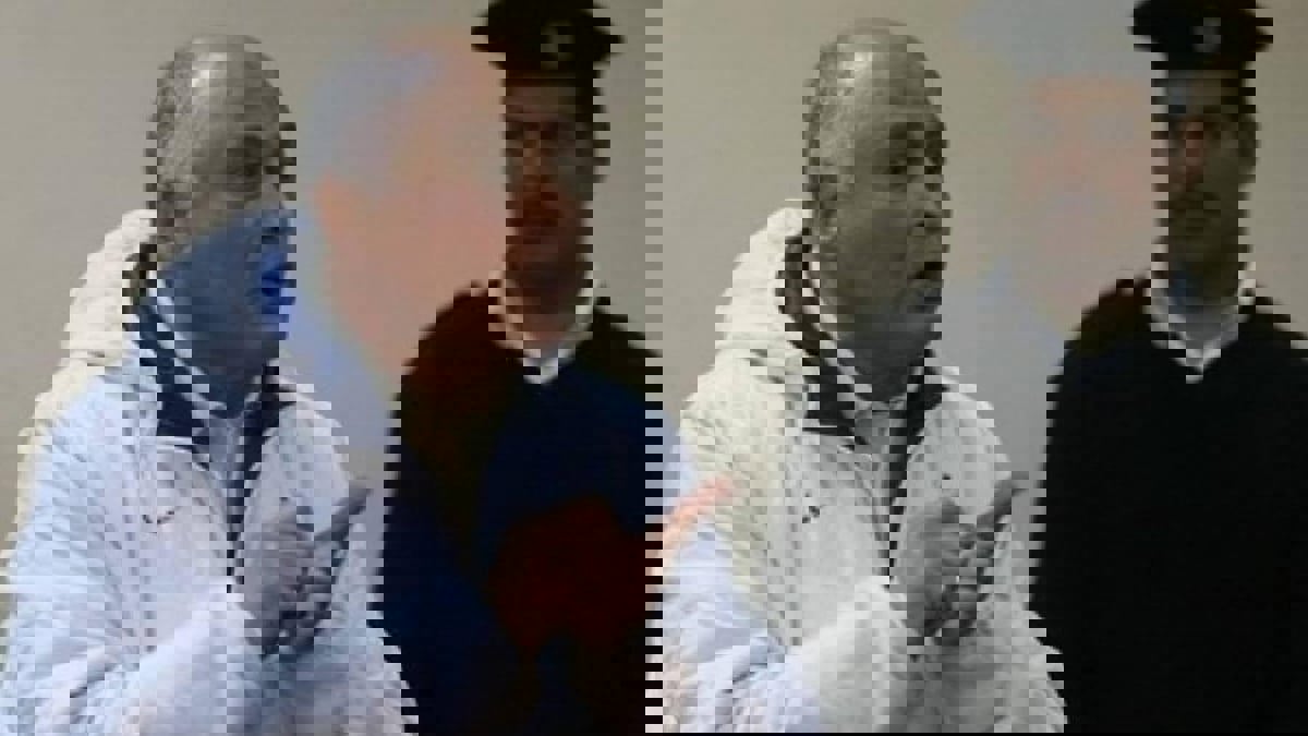 مصر.. تسوية مالية وتصالح مع وزير سابق ورجل أعمال بـ84 مليون دولار