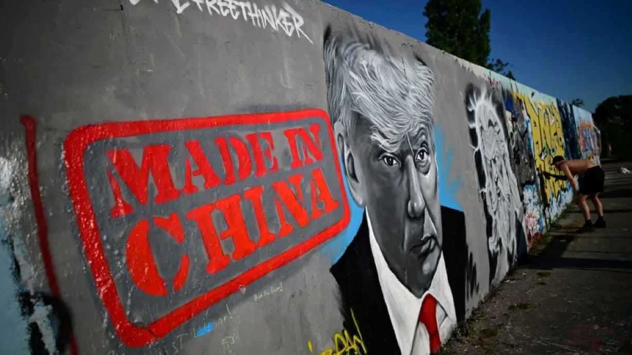 خرائط الهيمنة الاقتصادية تتبدل.. الصين تكتسح الأسواق وواشنطن "خارج اللعبة"