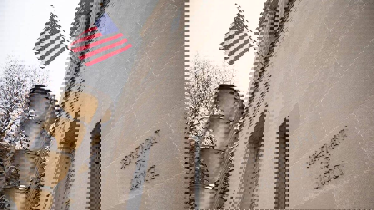 السلطات الأمريكية تعتقل شخصا بزعم أنه "عميل" للحكومة المصرية