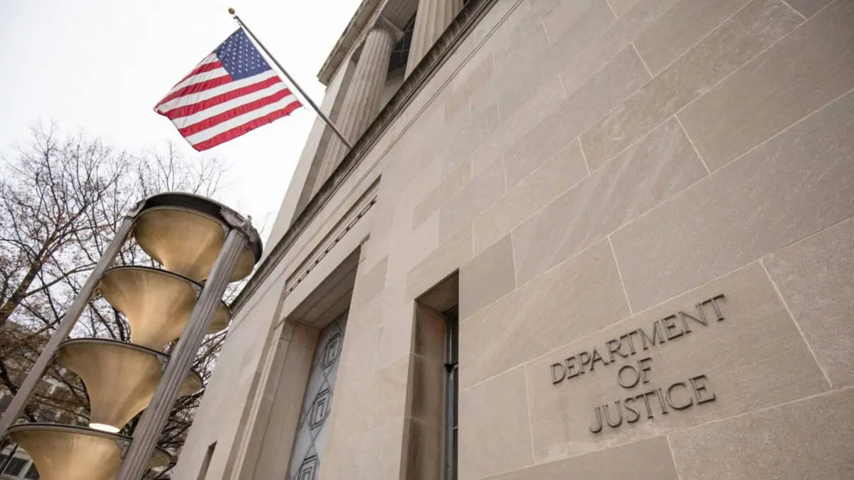 السلطات الأمريكية تعتقل شخصا بزعم أنه "عميل" للحكومة المصرية