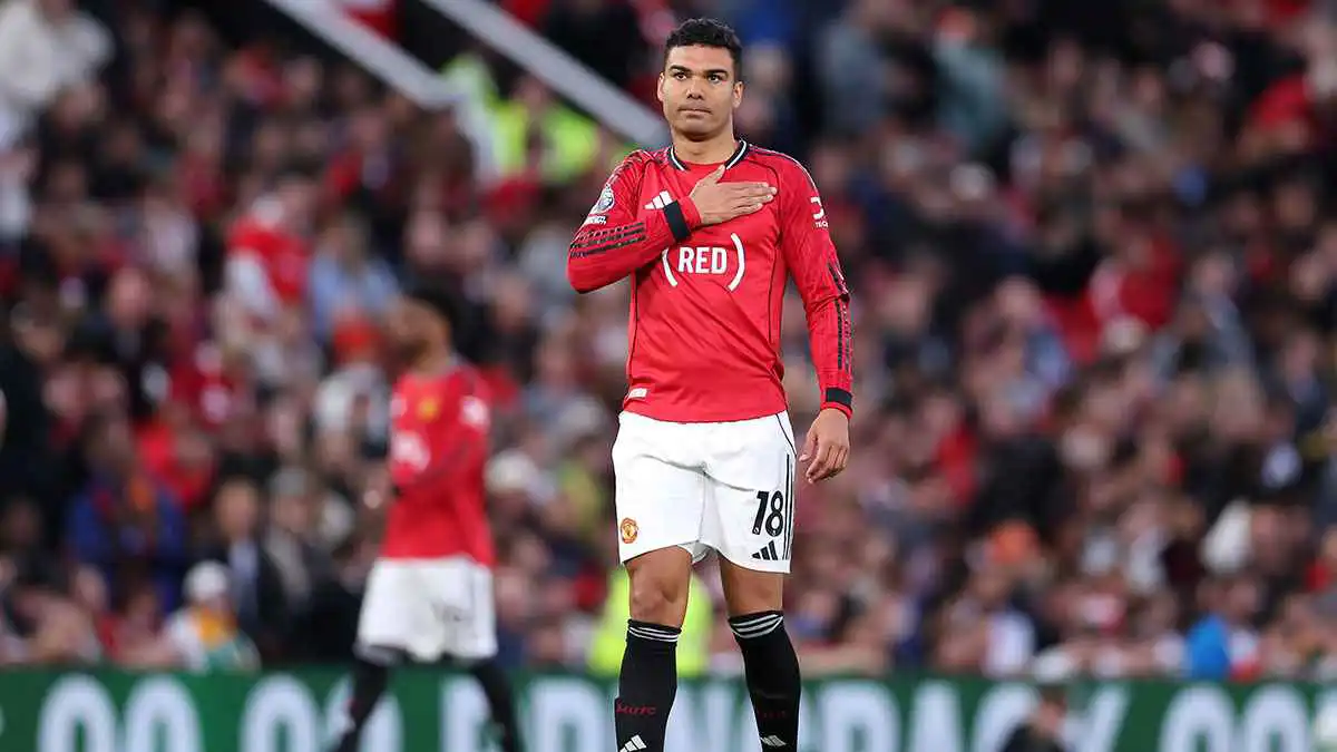 للعب بجانب ميسي.. كاسيميرو يصدم الأندية السعودية