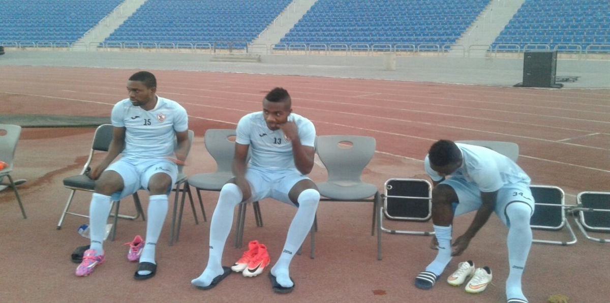 جماهير نادي الزمالك تنتقد أوزان لاعبيها.. وكابتن الفيصلي الأردني يقبّل العلم المصري