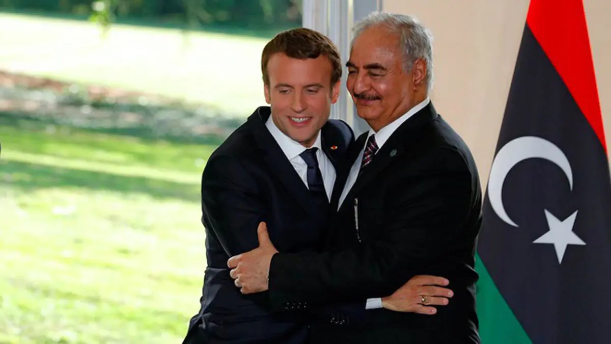 الرئاسة الفرنسية تحتفي بالمشير خليفة حفتر