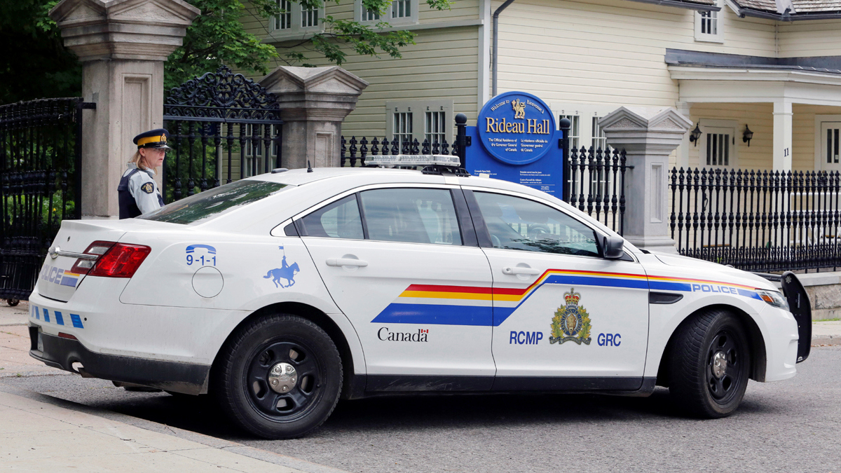 الشرطة: المتهم باقتحام مقر إقامة ترودو تصرف بمفرده