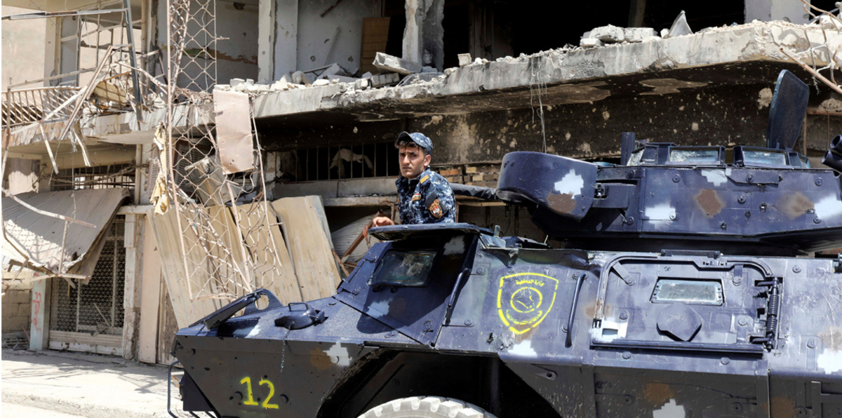 مدرعات الجيش العراقي تستعد للتوجه صوب قضاء تلعفر