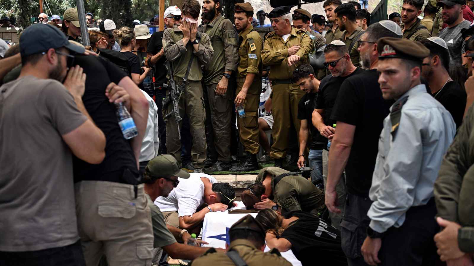 هآرتس: تصاعد وتيرة الانتحار وسط عناصر الجيش الإسرائيلي