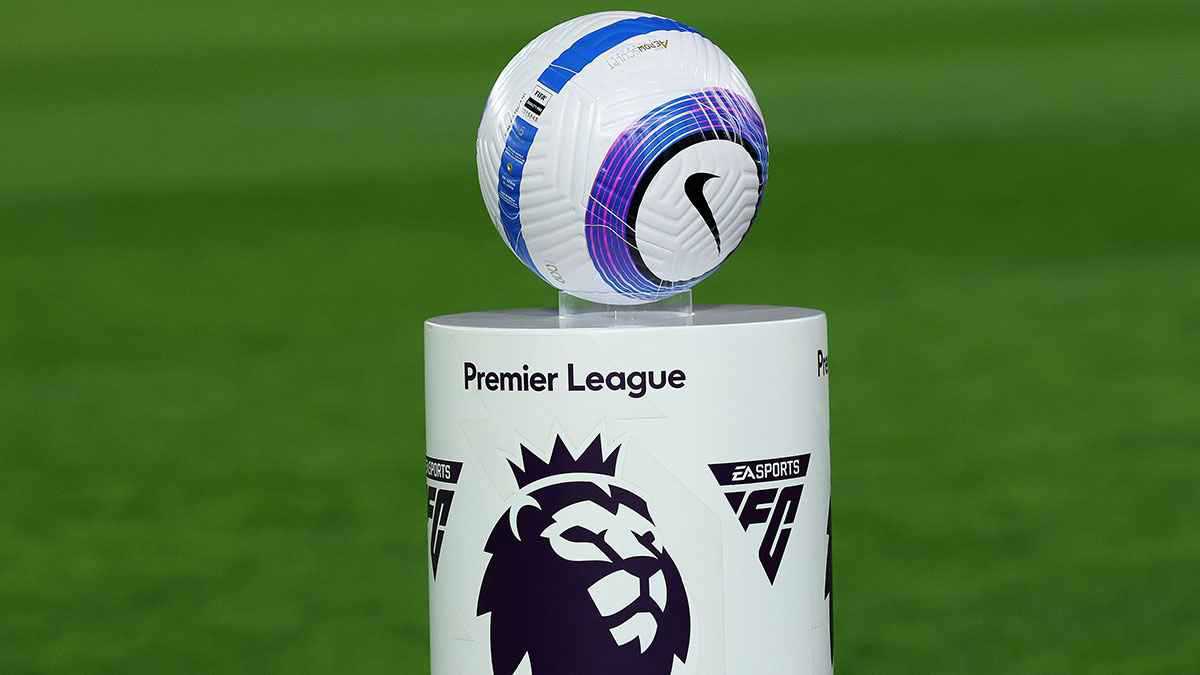 فضيحة جنسية تطارد والد نجم بالدوري الإنجليزي