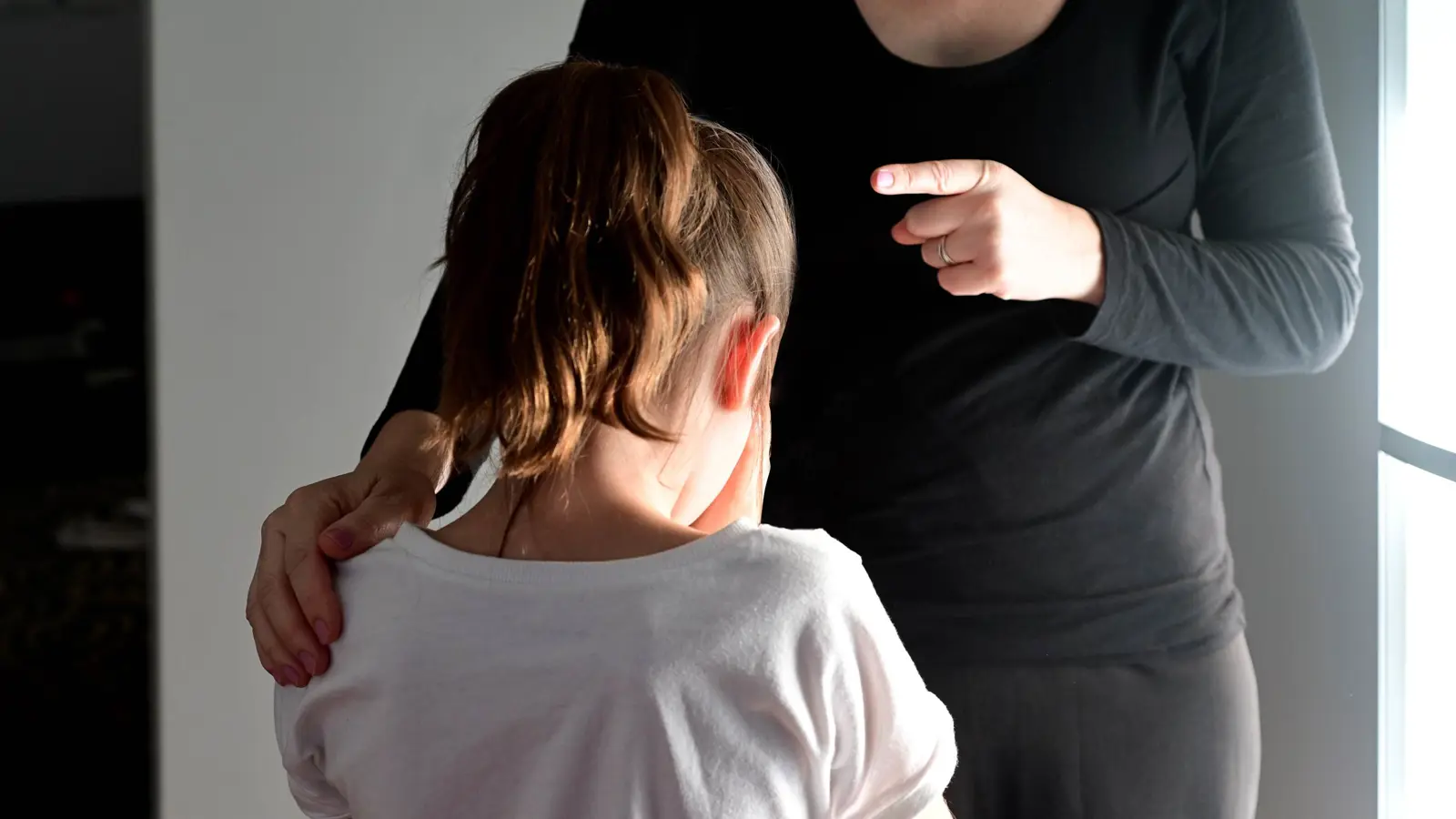 6 أخطاء ترتكبها عند "تأديب طفلك"