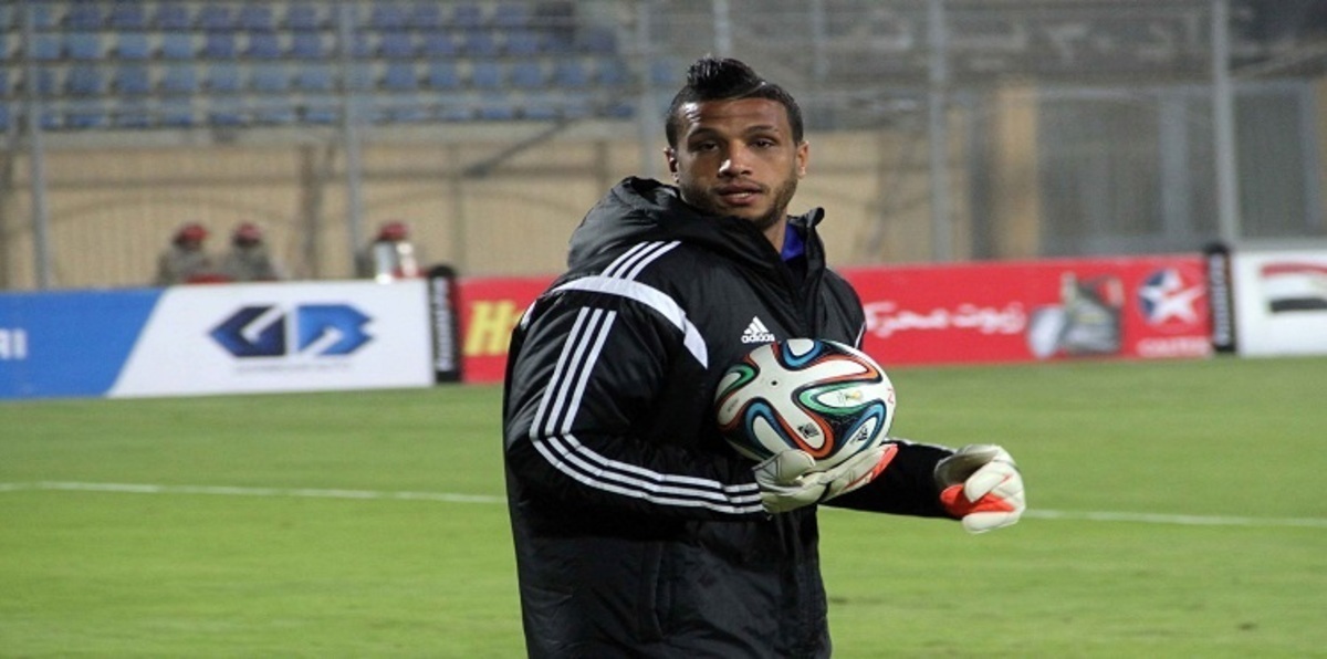 مدرب الزمالك المصري يطرد إسلام جمال من المران
