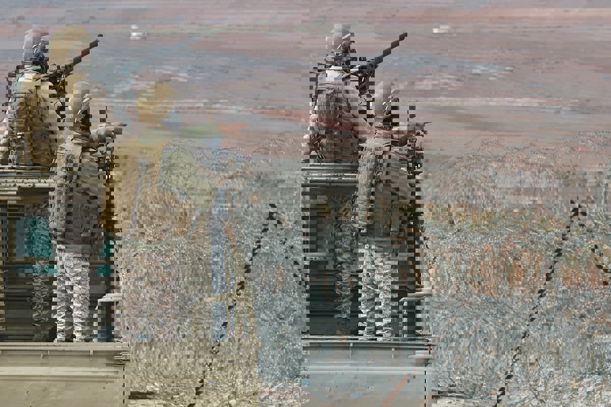 بحوزتهم كميات من المخدرات.. الأردن يكشف تفاصيل مقتل متسلل وإصابة آخرين