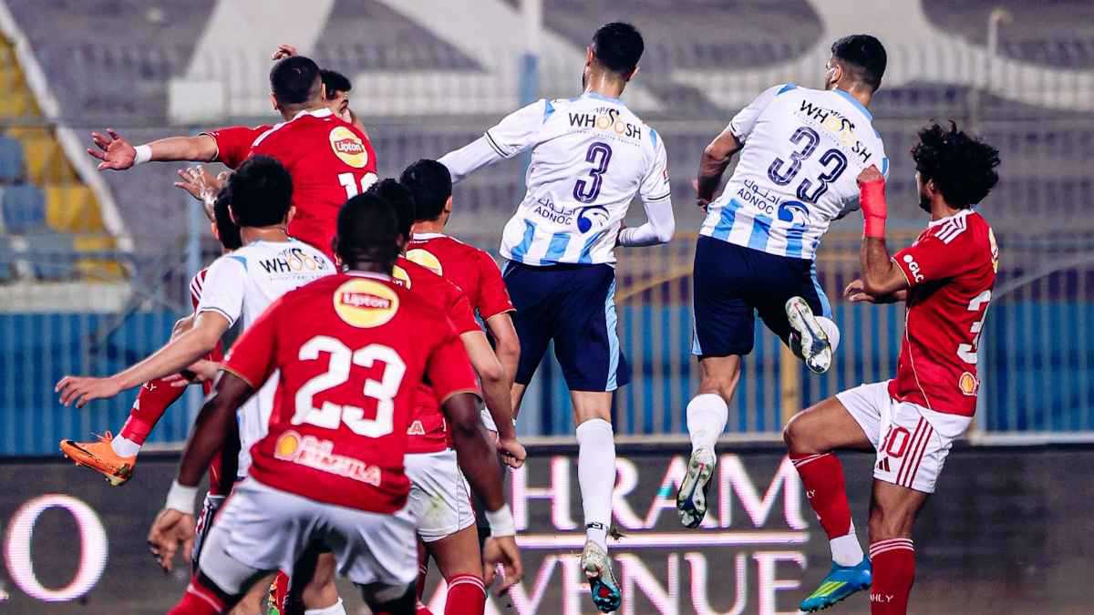 4 رسائل حاسمة.. بيراميدز "يردع" الأهلي المصري بشدة 