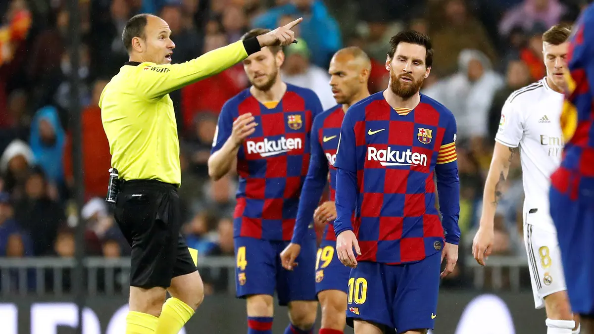 آس: رحلة عودة برشلونة إلى كتالونيا كانت أشبه بـ"جنازة حقيقية"