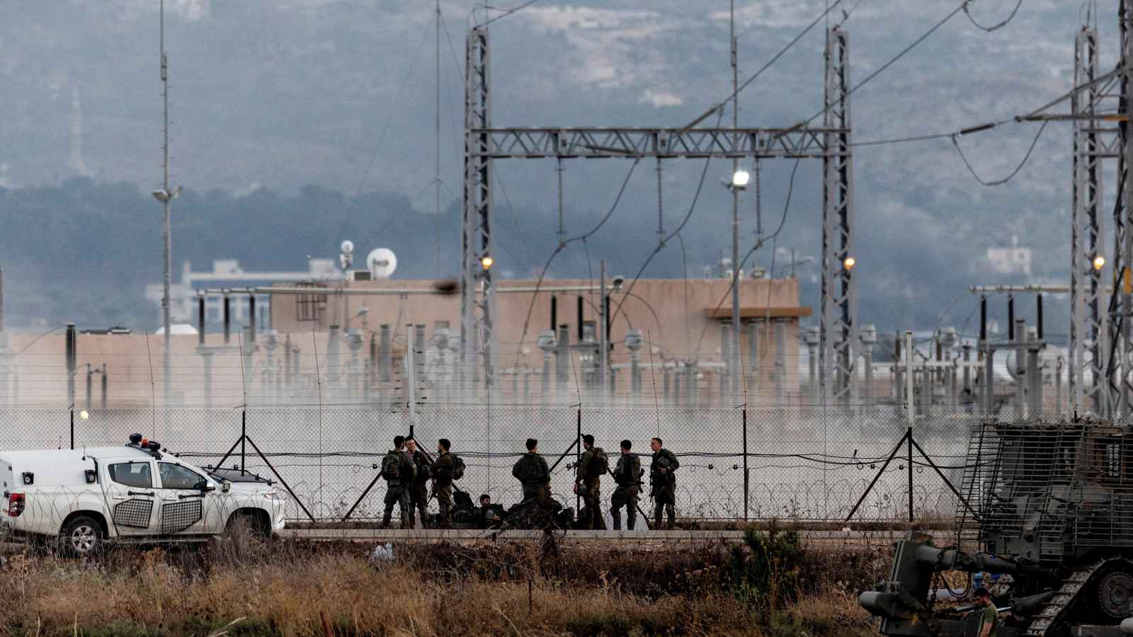 خوفاً من السلطة.. مسلحون فلسطينيون يسلمون أنفسهم للجيش الإسرائيلي