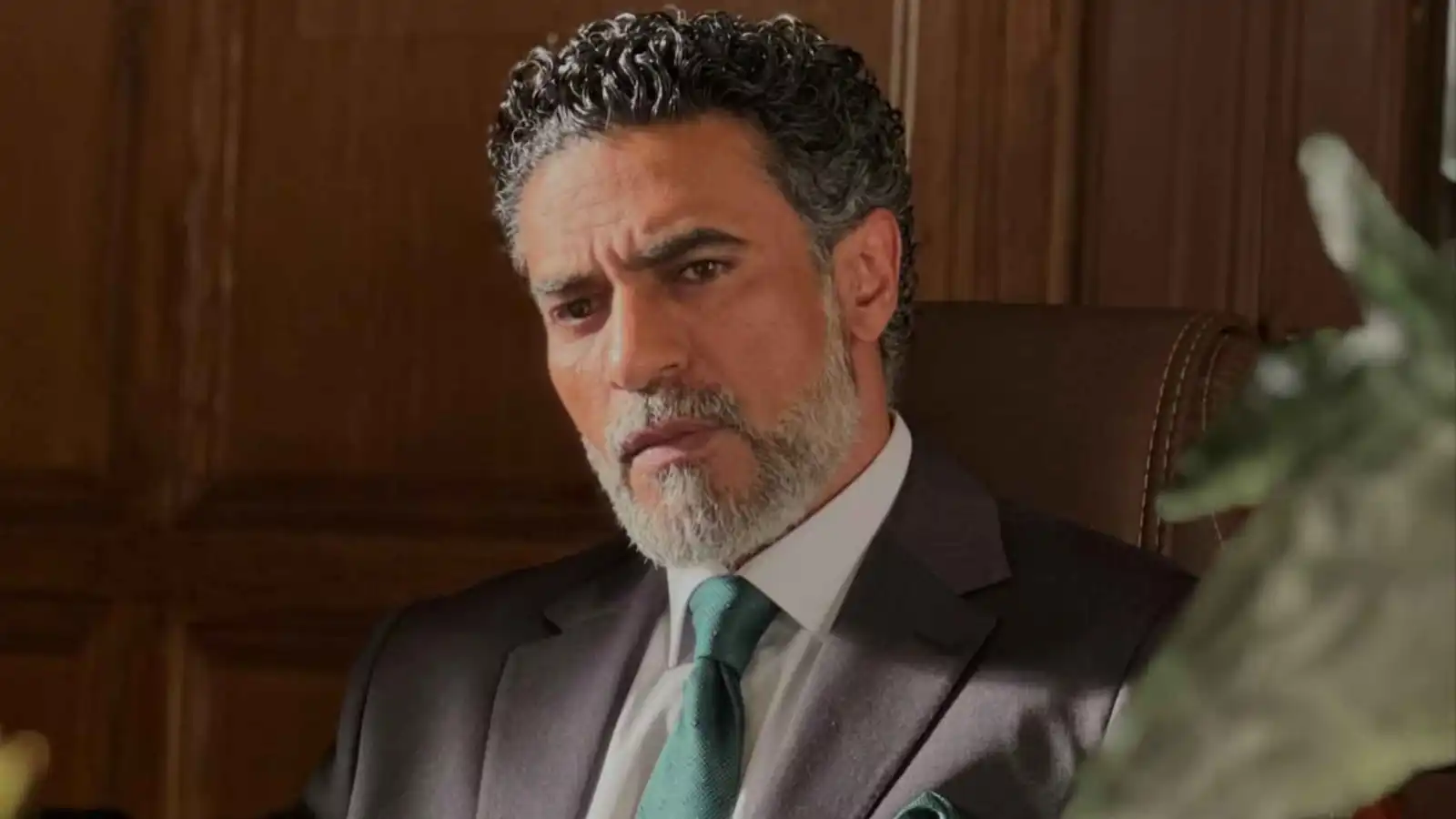 محمد علاء لـ"إرم نيوز": دوري في "عين سحرية" احتاج دراسة قانونية