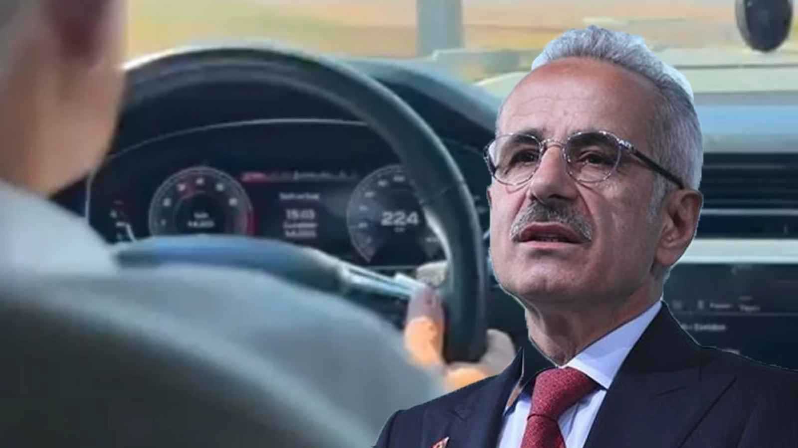 وزير النقل التركي يتلقى مخالفة مرورية ويثير سخرية واسعة (فيديو)