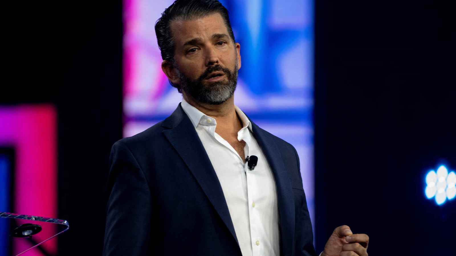 "ترامب جونيور" في غرينلاند.. ما سبب الزيارة؟